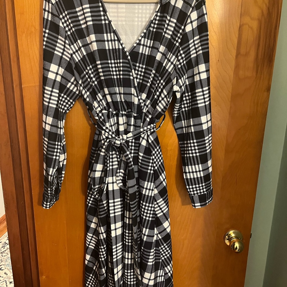 BloomChic Black and White Plaid Wrap Dress